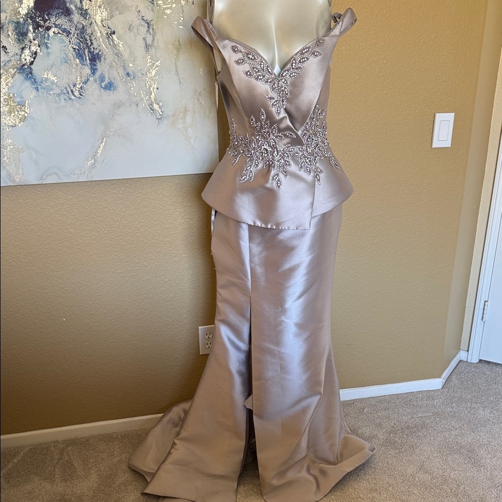 Elegant Beaded Satin Peplum Evening Dress - Silver Gray